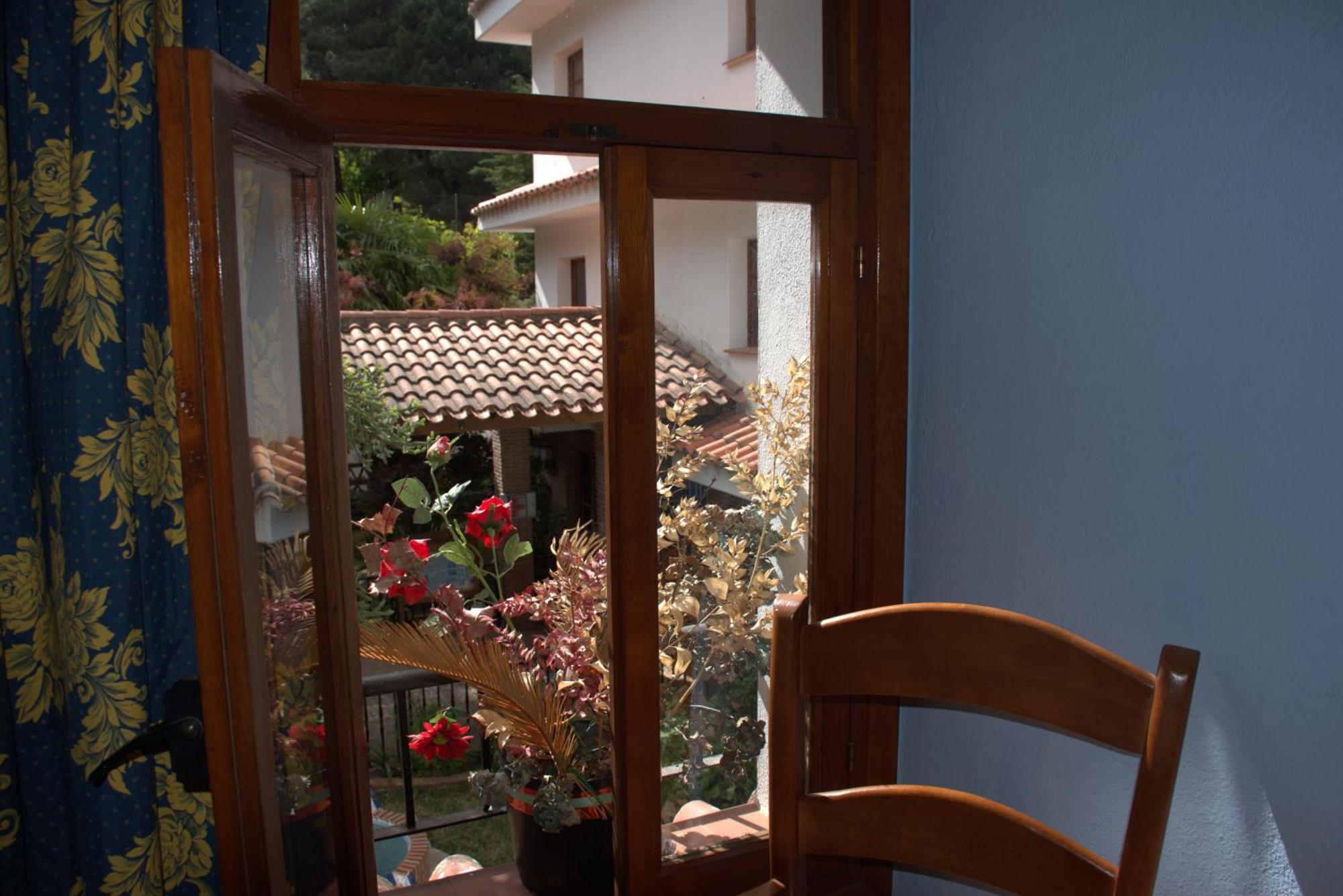 Hotel El Refugio De Juanar Ojén 部屋 写真